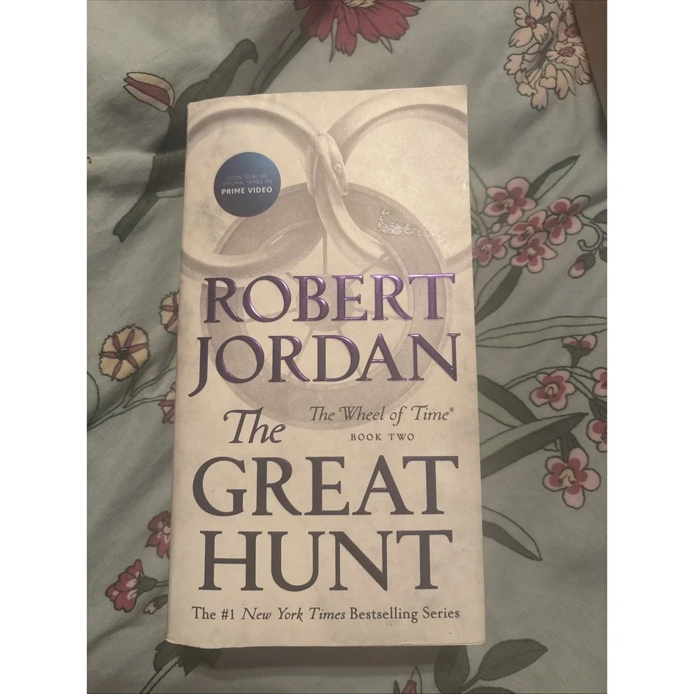The Great Hunt: Book Two of 'The Wheel of Time' By Jordan, Robert -paperback